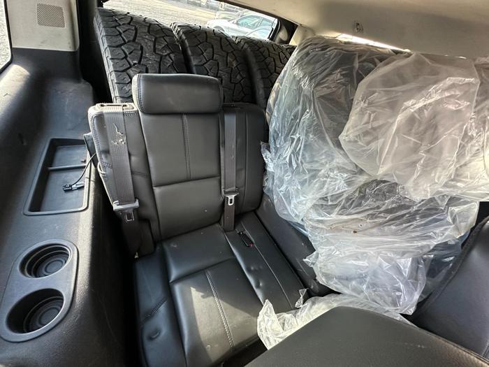 2007 chevrolet suburban lt1-1500-4wd with 252948 miles for sale near elk-river, minnesota 83830c80c27e44ebba94d362a3aaf9f5.jpg
