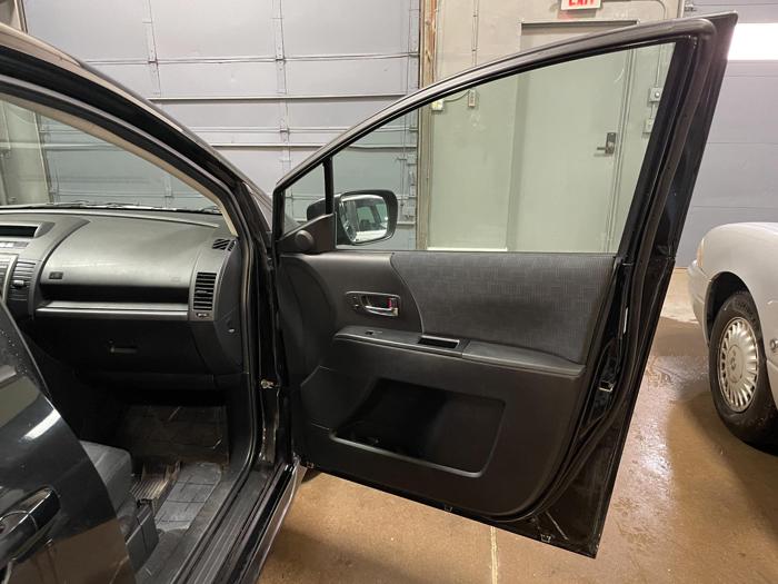2008 mazda mazda5 sport with 148201 miles for sale near elk-river, minnesota 83e24eae0f0a44f4939546504b601117.jpg
