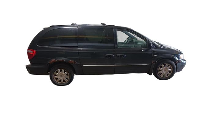 2004 chrysler town-&-country touring with 243225 miles for sale near elk-river, minnesota 83f6597214044aa4af6ab567b86d5264.jpg