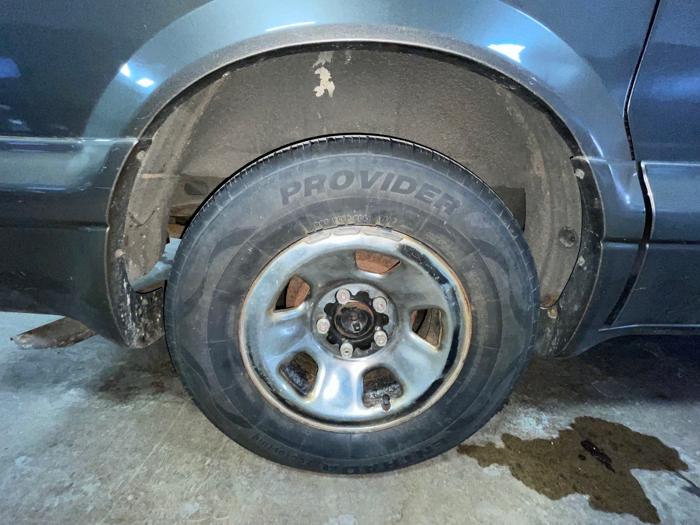 1999 chevrolet astro awd with 120964 miles for sale near elk-river, minnesota 83f86cc38b3947ccbdadf1fe340b1f5a.jpeg