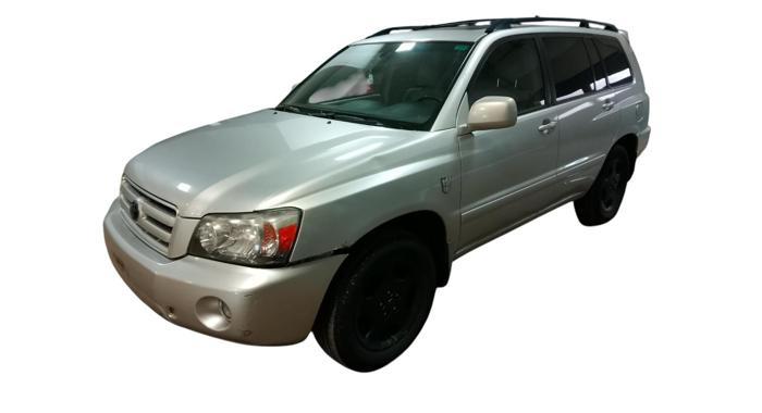2005 toyota highlander limited-v6-4wd with 289486 miles for sale near elk-river, minnesota 8428552155c54e5a8ec6c4c5960f093d.jpg