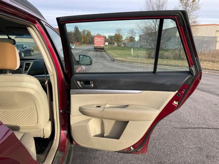 2011 subaru outback 2.5i with 205834 miles for sale near elk-river, minnesota 84382c842c56478891b025aaadf4ddff.jpeg