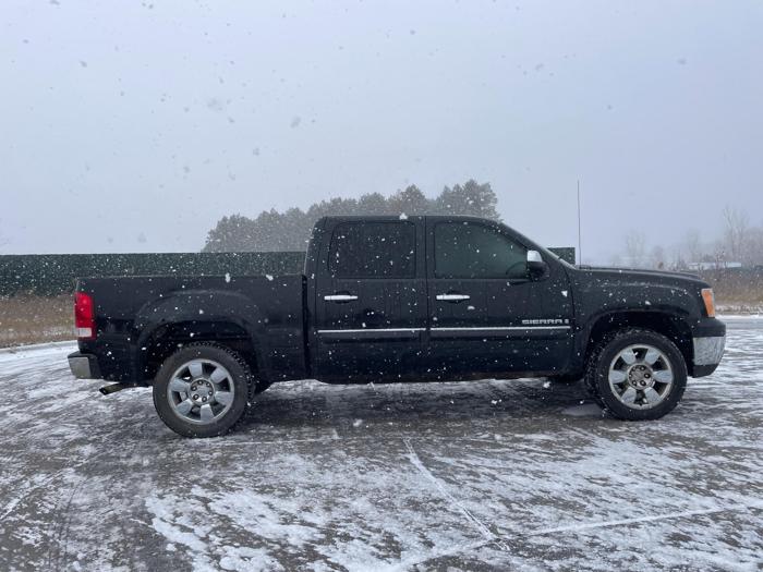 2009 gmc sierra sle with 188119 miles for sale near elk-river, minnesota 843e0a526a274fb1a51301e33a4f97b9.jpg