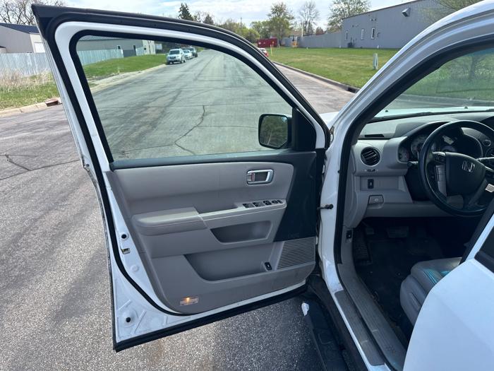 2015 honda pilot ex-l-4wd-5-spd-at with 130544 miles for sale near elk-river, minnesota 8459c784008f4116a300b4554d229d9a.jpeg
