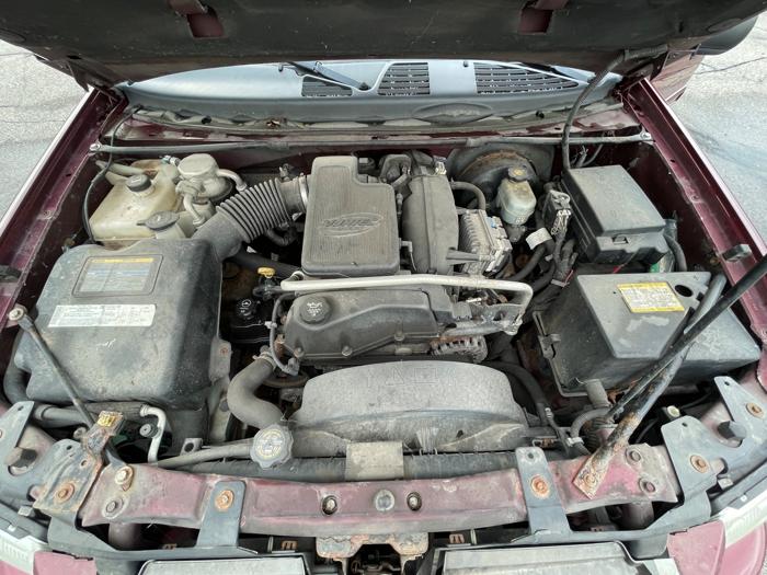 2004 gmc envoy xuv-sle-4wd with 213685 miles for sale near elk-river, minnesota 84627c1680944fa281adf17f3625b356.jpeg
