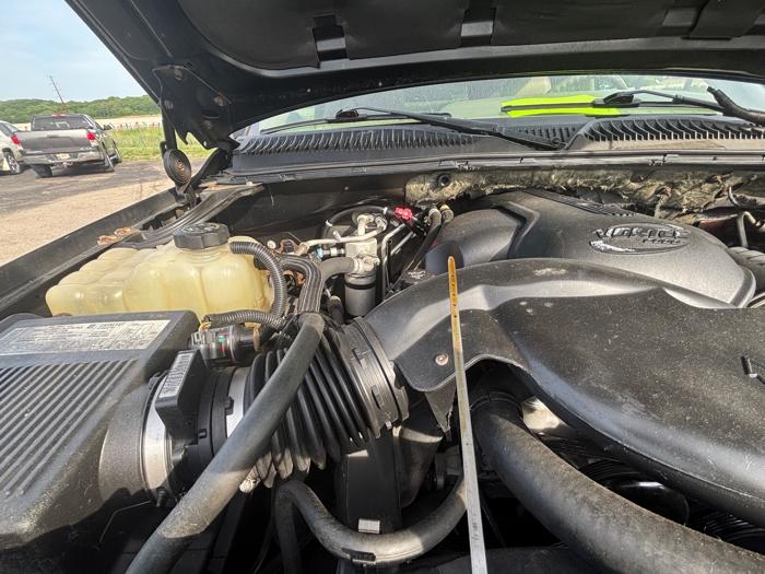 2006 gmc yukon-denali xl-awd with 316662 miles for sale near savage, minnesota 8466a17fffc144a3b261569ab5e6f7f2.jpeg