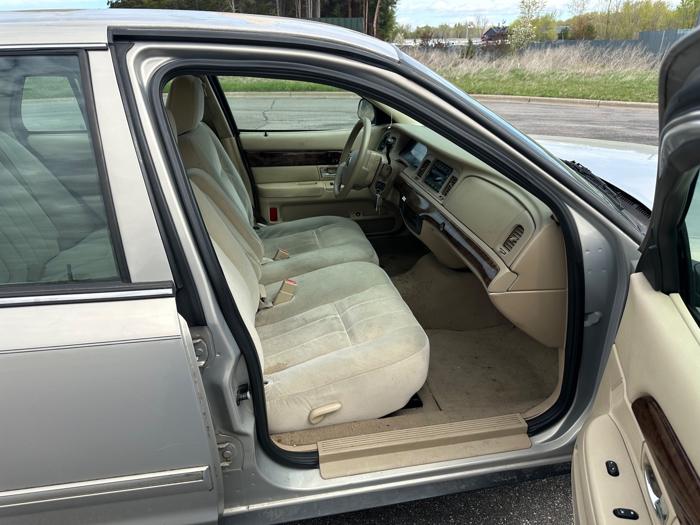 2007 mercury grand-marquis gs for sale near elk-river, minnesota 84879043ae9e4e48bcdb2e10dab0e0ef.jpeg