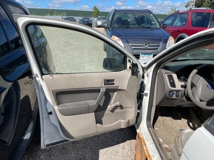 2009 ford focus s-sedan with 120973 miles for sale near elk-river, minnesota 84a2a086a48542969e169cee64d0c8c1.jpeg