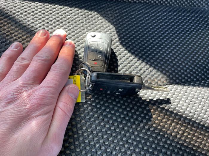 2012 chevrolet equinox 1lt-2wd with 170287 miles for sale near fridley, minnesota 84b5ac9524a140d3a19cc02051c071e2.jpeg