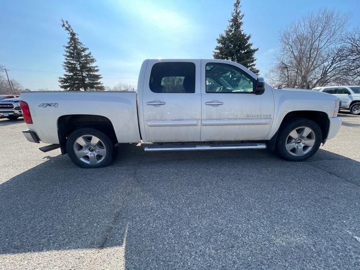 2011 chevrolet silverado-1500 ltz-crew-cab-4wd with 152384 miles for sale near fridley, minnesota 84fcd1ac4ae24910b98a8679d9e9c3e8.jpeg