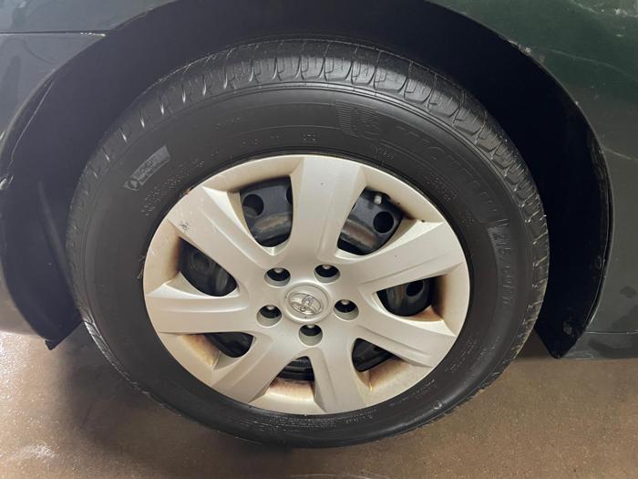 2011 toyota camry base with 199981 miles for sale near elk-river, minnesota 85056a5eb55a455ab31eeefb1fe05225.jpg