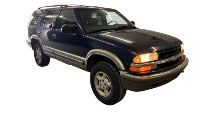 1999 chevrolet blazer 4-door-4wd with 195804 miles for sale near elk-river, minnesota 8513c983adb244959e4704fb73181939.png