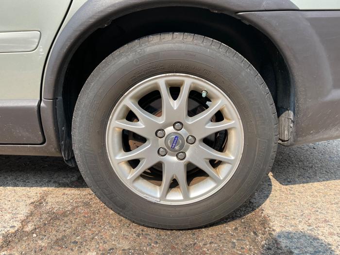 2007 volvo xc70 cross-country with 180626 miles for sale near elk-river, minnesota 851ae5439cb5480ba8f15651874eb254.jpeg