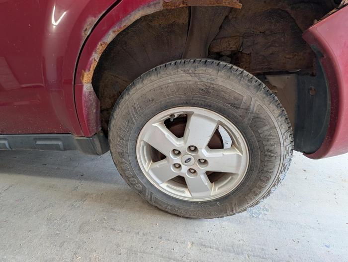 2008 ford escape xlt-2wd-v6 with 238347 miles for sale near elk-river, minnesota 852022ffb5044e6e90aef5db3e19de41.jpg