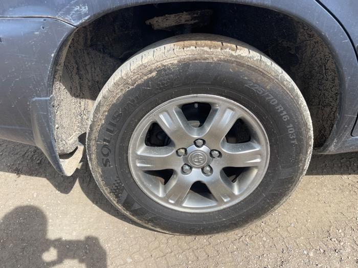 2004 toyota highlander v6-2wd with 250421 miles for sale near jordan, minnesota 853e96bc755d4e83900726b501701b7b.jpeg