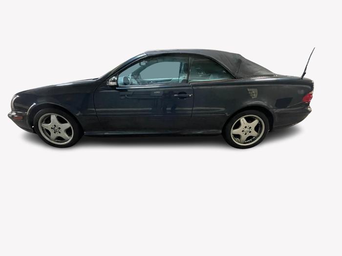 2000 Mercedes-Benz CLK-Class