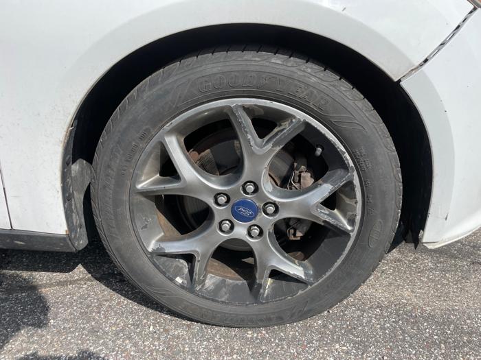 2013 ford focus se-sedan with 167983 miles for sale near elk-river, minnesota 85b431f0ecfa43f99d15c1dc845cda52.jpeg