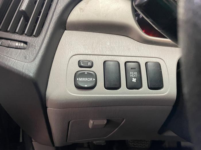 2004 toyota highlander v6-4wd with 281510 miles for sale near elk-river, minnesota 85e3a83799ee463fb5013c1096cdfa20.jpeg