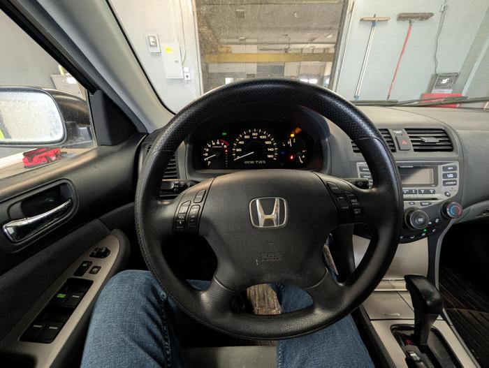2006 honda accord ex-l-sedan-at with 209728 miles for sale near elk-river, minnesota 8623a4a136c040dd95047d5080a84ff2.jpg