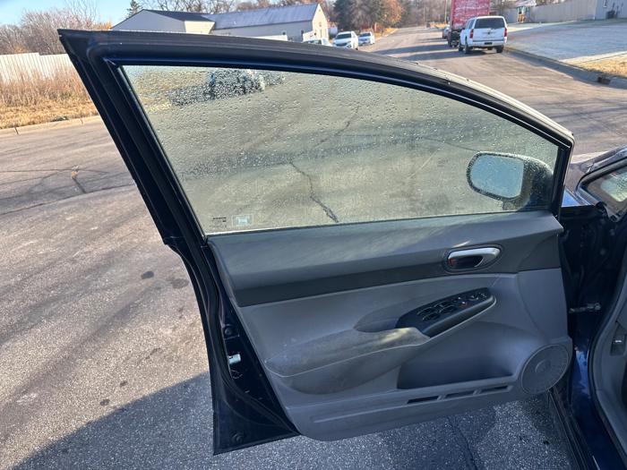 2008 honda civic lx-sedan-at with 116927 miles for sale near elk-river, minnesota 8657e65cff3b4784b1448f61c8bc55e7.jpeg