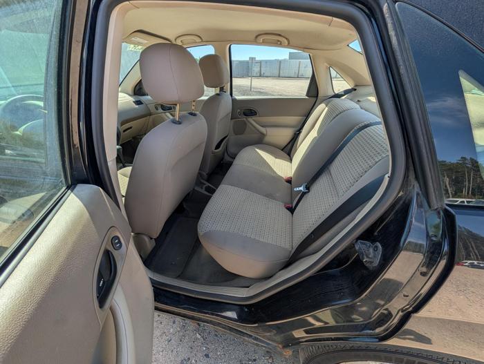 2006 ford focus zx4-s with 153356 miles for sale near elk-river, minnesota 86608b6771a345eab717907a00dcdd42.jpg