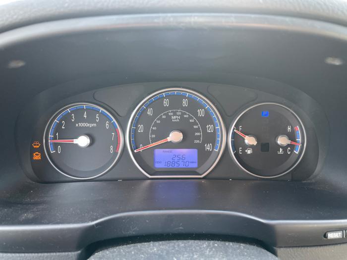 2009 hyundai santa-fe limited-awd with 188570 miles for sale near elk-river, minnesota 8674314f0a1c4f0abd0a3c4ee2a7131c.jpeg