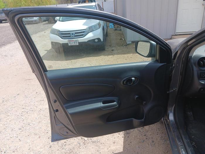2017 nissan versa 1.6-s-5m with 100898 miles for sale near elk-river, minnesota 869adb9a37b14b3c835049a4c441807e.jpg