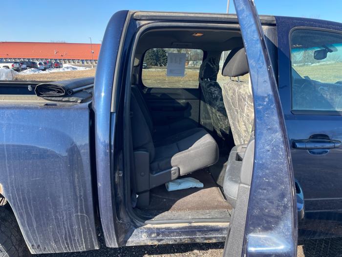 2011 chevrolet silverado-1500 lt-crew-cab-4wd with 242336 miles for sale near hastings, minnesota 86ab85929eb64061ab2582b84d797762.jpeg