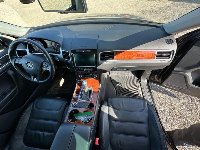 2013 volkswagen touareg vr6-lux with 164287 miles for sale near elk-river, minnesota 86b843b5e5b549c8adf07ac22e78112e.jpeg