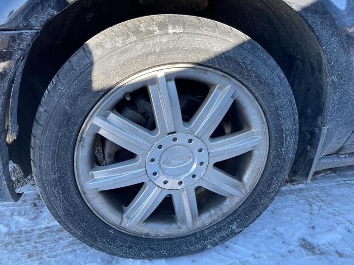 2005 ford five-hundred limited for sale near elk-river, minnesota 86b917301db24f5f95588c7eeae582dd.jpg