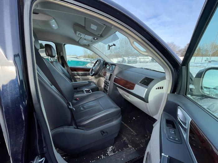 2010 chrysler town-and-country with 188772 miles for sale near elk-river, minnesota 86f0059c1e3646b2a67ebc8fd8badb4f.jpg
