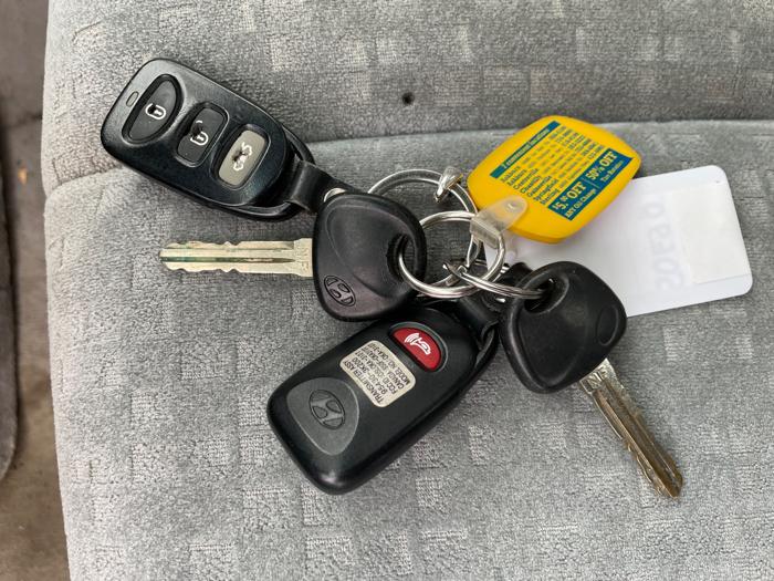 2006 hyundai sonata gls with 147731 miles for sale near elk-river, minnesota 8709969a39e34b4e8810e8d298bcd13f.jpeg