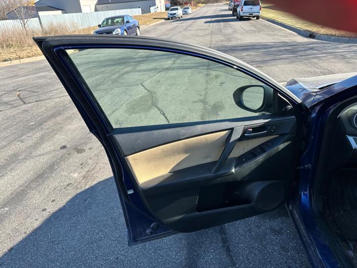 2012 mazda mazda3 i-touring-5-door with 207181 miles for sale near elk-river, minnesota 87117622cf3b4e4f907f28defd571699.jpeg