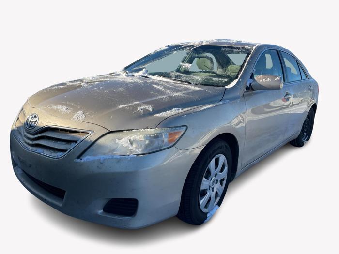 2011 toyota camry base with 203407 miles for sale near elk-river, minnesota 87194095032649e3920a2323b16968d6.jpg