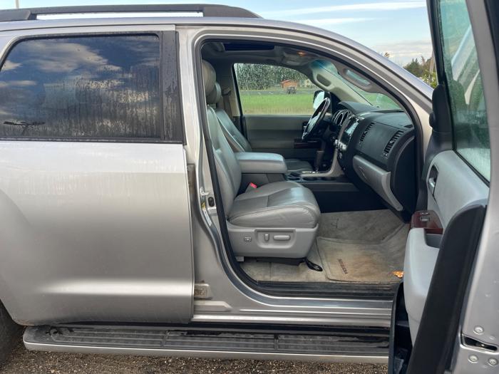2011 toyota sequoia plantium-4wd-ffv with 210069 miles for sale near hastings, minnesota 876bf84f227a4eb9b6d55caf9d19921a.jpeg