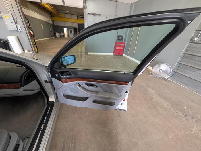 2003 bmw 5-series 530i with 180832 miles for sale near elk-river, minnesota 878b1044101c4e6786241fc604829022.jpg