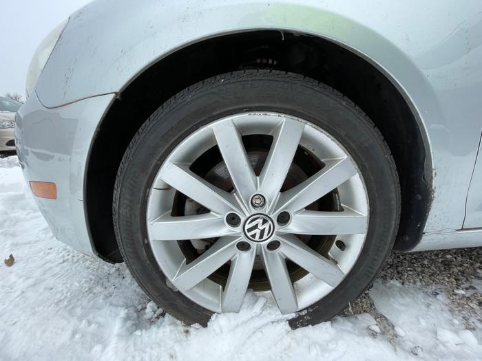 2013 volkswagen jetta-sportwagen 2.0l-tdi with 126085 miles for sale near elk-river, minnesota 87960eef6d3344af82512c4f40a36f8e.jpeg