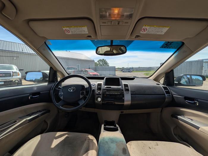 2005 toyota prius 4-door-liftback with 236528 miles for sale near elk-river, minnesota 87d074a9ff1648e19761bb944ab8373b.jpg