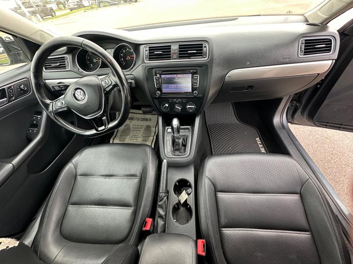 2015 volkswagen jetta se-6a with 149303 miles for sale near burnsville, minnesota 87f2471f3104401bbfe4e86492821c61.jpeg