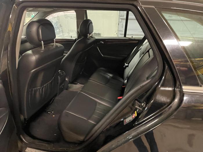 2005 mercedes-benz c-class 4-matic with 126438 miles for sale near elk-river, minnesota 881ac98d9ee140ddb43d3425872e1e8a.jpg