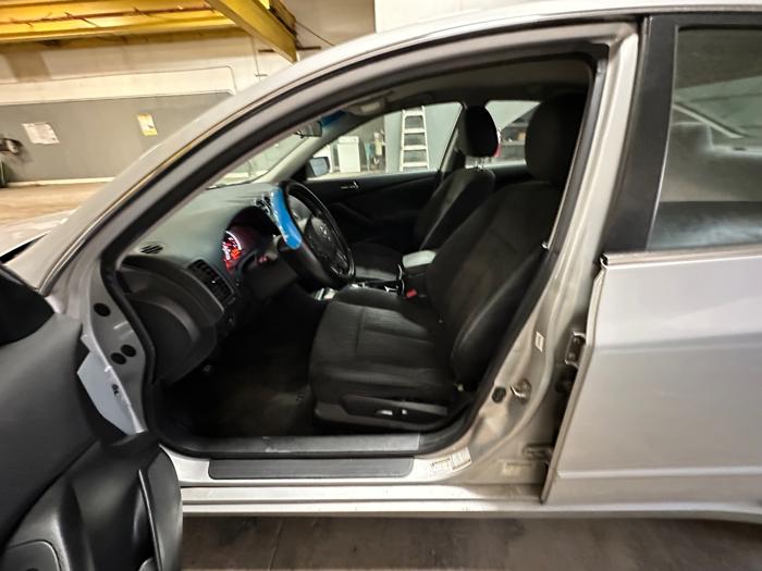 2012 nissan altima 2.5-s with 200657 miles for sale near elk-river, minnesota 8859d2ec8e664897ad2c8bda7e87d6df.jpeg