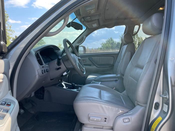 2002 toyota sequoia limited-4wd with 76462 miles for sale near elk-river, minnesota 886ea380b6e0476f90d4863d21ab4c4c.jpeg