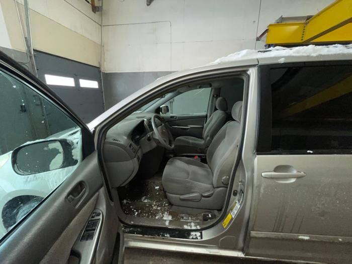 2006 toyota sienna le-7-passenger with 313437 miles for sale near elk-river, minnesota 886eda9d5a274364bfbe284617eb9bb5.jpeg