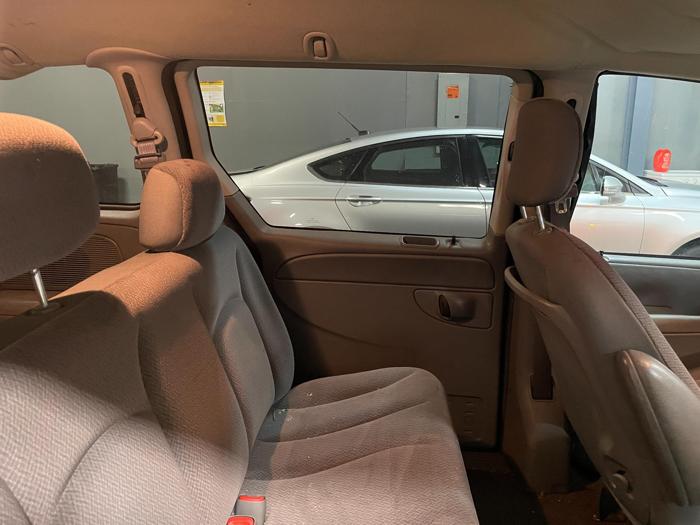 2006 Chrysler Town & Country