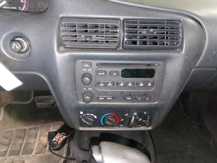 2004 chevrolet cavalier sedan with 132692 miles for sale near elk-river, minnesota 88e8e318154043519ff17dd4a4c5ae92.jpg