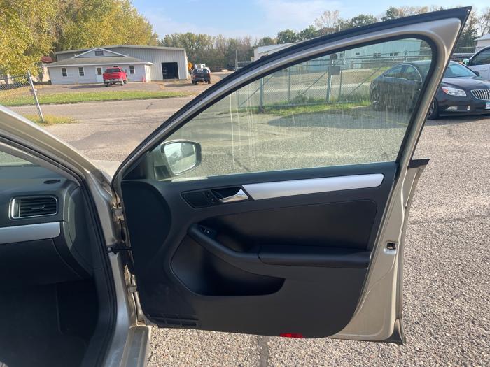 2013 volkswagen jetta se with 158676 miles for sale near annandale, minnesota 88eae1fe1788475c8c78abbd6250f6dd.jpeg