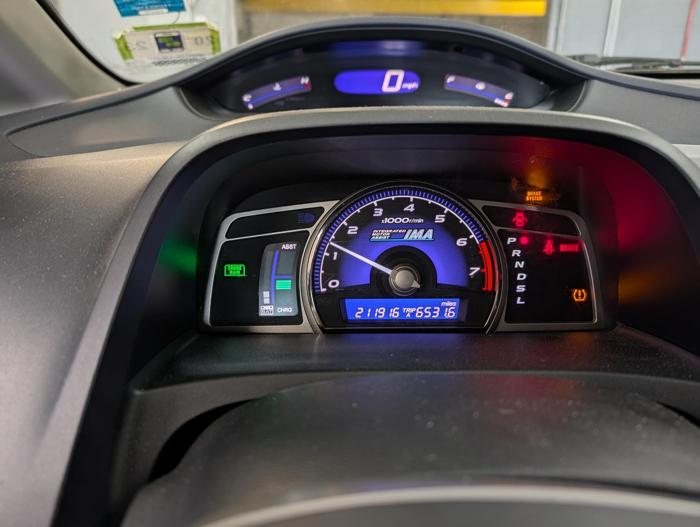 2008 honda civic-hybrid cvt-at-pzev with 211916 miles for sale near elk-river, minnesota 88f4c2fb89274c3e85ef021575ec4b52.jpg