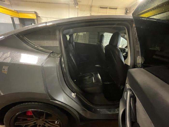 2020 tesla model-y performance with 142582 miles for sale near elk-river, minnesota 8906b6da34f14e7ab5d72c5242963ad0.jpeg