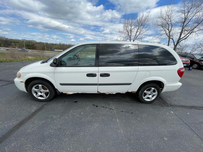 2006 dodge grand-caravan cargo-van with 127292 miles for sale near clearwater, minnesota 8911a5d940784b67b112fac9ca09a96a.jpeg