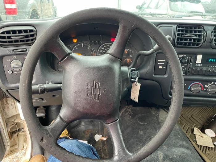 2001 chevrolet s-10-pickup with 161221 miles for sale near elk-river, minnesota 89199c0cb8784a15bc0301e1a8874340.jpg
